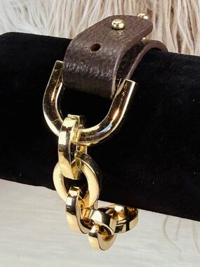 Chunky Gold Tone Chain Link Bracelet Brown Faux Leather